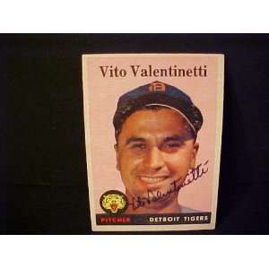 Vito Valentinetti Detroit Tigers #463 1958 Topps Autographed Baseball 