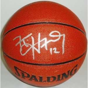 Kirk Hinrich Signed Basketball   Spalding Indoor/Outdoor