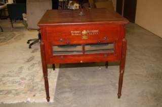   CYPHERS RED WOOD 1905 PATTERN SIZE 2 INCUBATOR COFFEE TABLE  