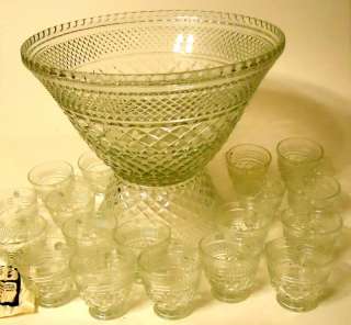 VINTAGE ANCHOR HOCKING WEXFORD GLASS 38 PIECE PUNCH BOWL SET IN 
