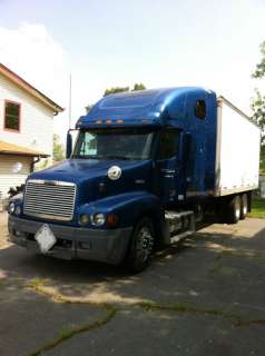 2000 Freightliner C120064ST Century Class Expeditor Tri Axle Box Truck 