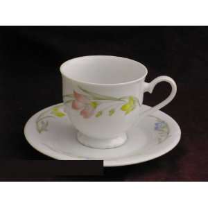 Fine China Japan French Garden Cups & Saucers  Kitchen 