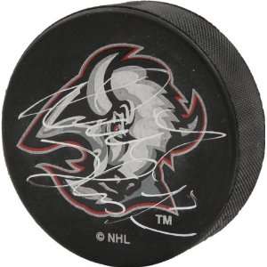  Dominick Hasek Autographed Hockey Puck