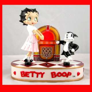 Betty Boop Polyresin Miniature Figural AM/FM Radio LED  