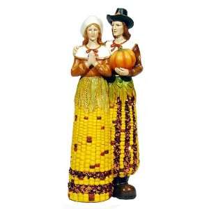    Thanksgiving Pilgrim Couple with Indian Corn Design