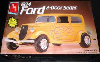 AMT/ERTL 125 1934 Ford 2 Door Sedan #6510  
