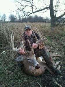   Muzzleloader Whitetail deer 4 day hunt hunting trip Midwest Bucks