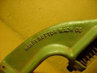 VINTAGE HANDY BUTTON MACHINE HANDY JUNIOR BUTTON MAKER MACHINE. YOU 