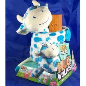  Hug Wallas Blue Spotted Cow and Baby Toys & Games
