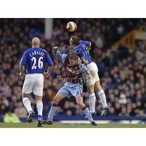  Everton v Aston Villa Alan Stubbs and Chris Sutton   Aston 