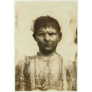 Photo Composite photograph of child laborer made from cotton mill 