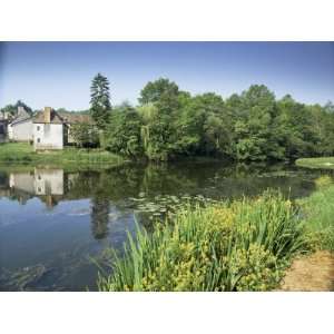 River and Village Houses, Angles Sur LAnglin, Venne, Poitou Charentes 