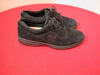 Ecco Soft Light Weight Black Leather Womens Sneakers w/Ariat Insoles 