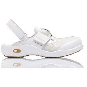  Oxypas Penelope Comfortable Nursing Shoe, color White 
