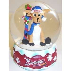  Atlanta Braves MLB Holiday Snow Globe
