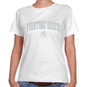 NCAA N. Dakota Fighting Sioux Ladies White Logo Arch Classic Fit T 