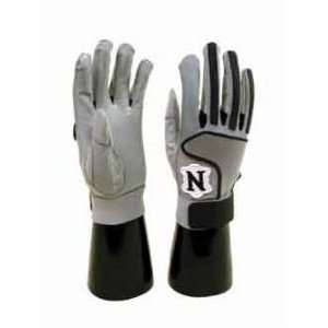 Neumann Gripper Football Gloves (Pair)  Sports 