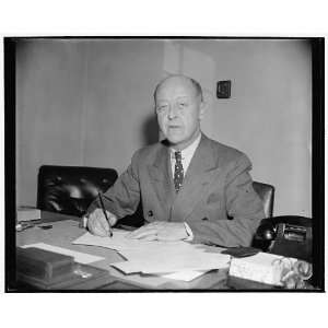   new informal picture of Rep. James W. Wadsworth,