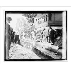   Fire, gas main, 13th and F, [Washington, D.C.]