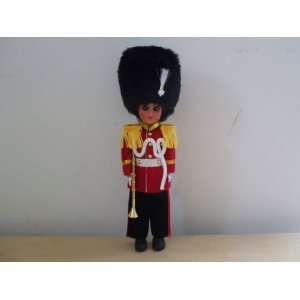  London Royal Guard Doll with Bugle 8 inch Tall Collectible 
