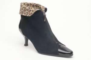 NEW Prevata ‘Tucker’ black short boots 7.5B $350  