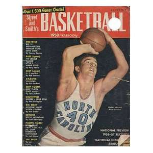  Tommy Kearns 1958 Basketball Yearbook Magazine Sports 