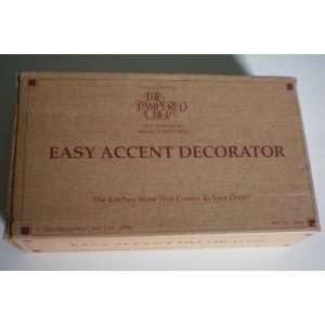The Pampered Chef Easy Accent Decorator    Cake and Cookie Decorator 