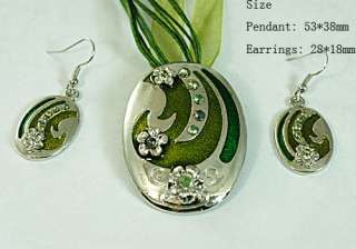 H7672 Elegant Lady Green Gems Oval Necklace Earring Set  