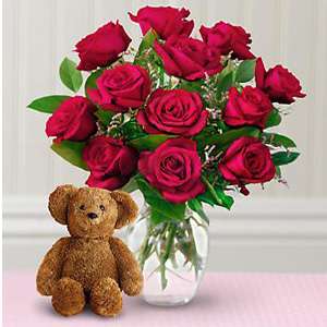 Dozen Roses with a Bear EO 82DB   Flower Delivery  