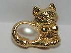 AVON CAT KITTY TAC PIN FAUX PEARL BELLY GOLDTONE SIGNED