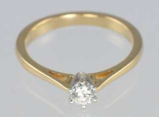 18ct Yellow Gold Solitaire Diamond single stone Ring. 0.25 ct with IGM 