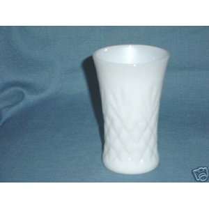  Milkglass Vase 