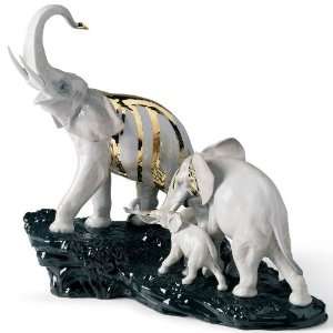  Lladro Celebration   Elephants on Black Rock   Free 