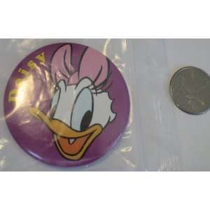  Vintage Disney Button  Daisy Duck 