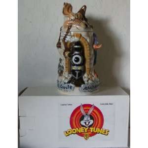 1997 Looney Tunes Wile E. Coyote & Road Runner Collectible Stein 