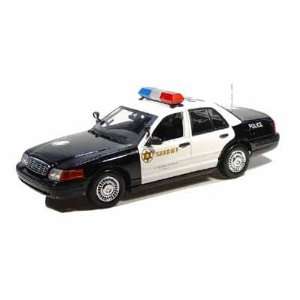   Ford Crown Victoria LA County Sheriff Police Car 1/18 Toys & Games