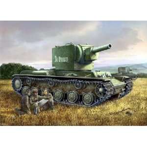  HOBBY BOSS   1/48 Russian KV2 Tank (Plastic Models) Toys & Games