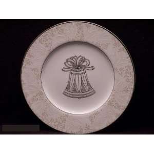  WATERFORD CHINA PADOVA HOLIDAY ACCENT PLATES(S) Kitchen 