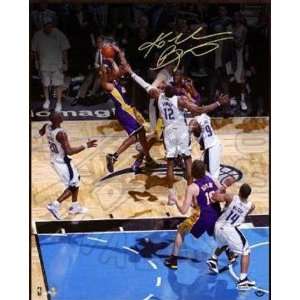  Kobe Bryant Autographed 2009 NBA Champ Unstoppable 16x20 