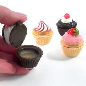  Lip Gloss set of 4 minature flavoured cup cakes Baby