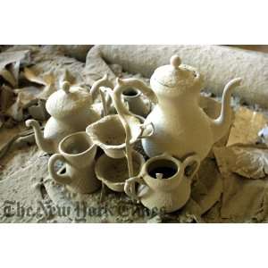  Ashen Tea Set   2001