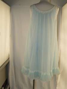 VINTAGE RADDCLIFFE POWDER BLUE NIGHT GOWN AND HOUSE COAT  