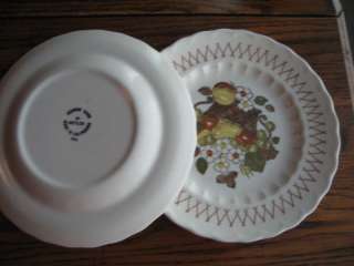 set of 2 metlox Vernonware Fruit Basket Salad Plates  