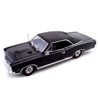 1967 Pontiac GTO HT Black 1/24 Diecast Model