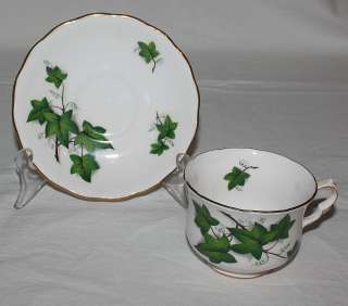 Royal Kent Staffordshire England Bone China White Gold Scallop Ivy Cup 
