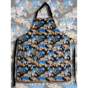  Wolf Lined Aprons