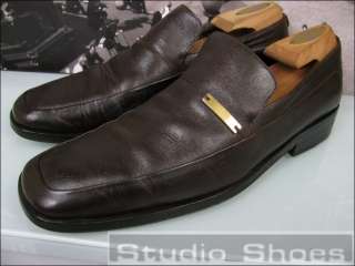 Beautiful Leather slip on Gucci loafers with leather soles