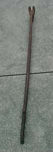 RARE ANTIQUE CAST IRON 5 Ft RAILROAD SPIKE REMOVAL ROD  