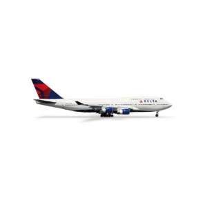  Herpa 500 Scale HE506915 Delta 747 400 1 500 Toys & Games