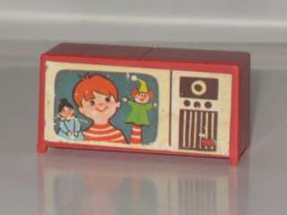   PRICE LITTLE PEOPLE RED TV TELEVISION PLAY ROOMS HTF #909  